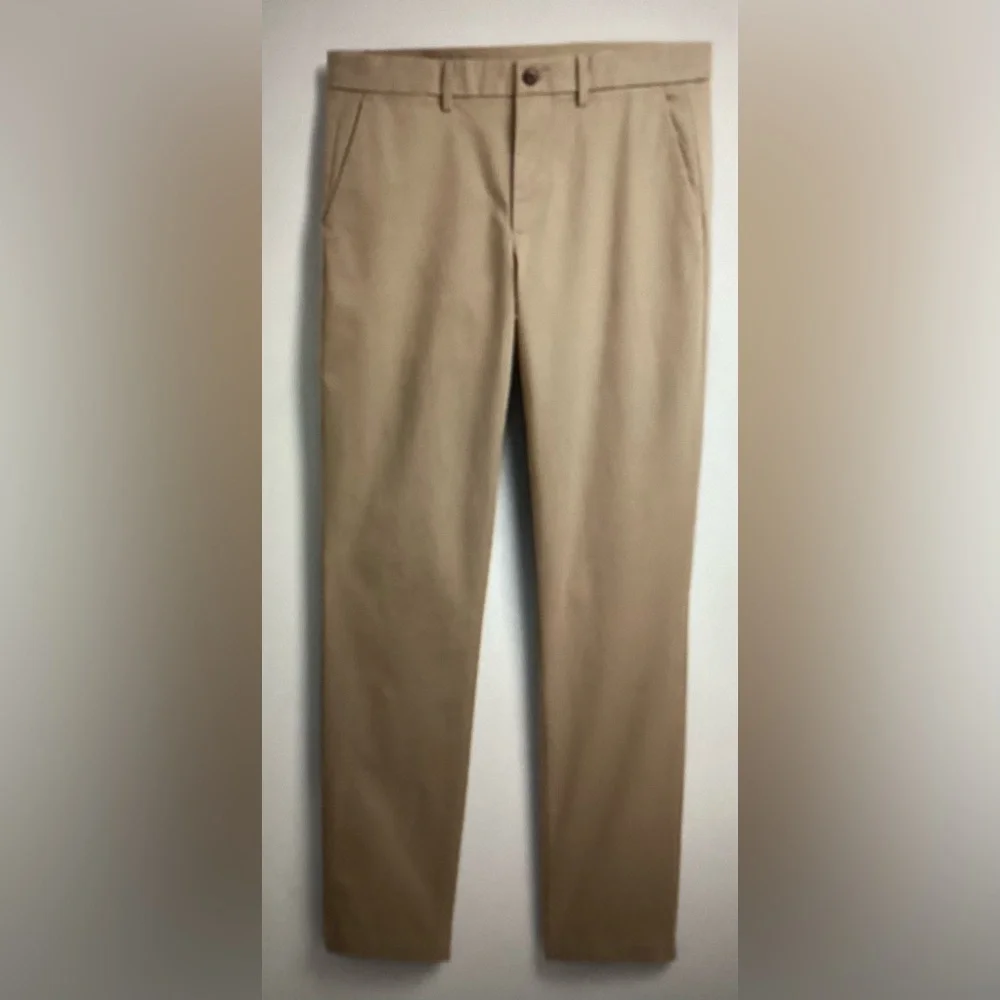 GAP NWT 29 X 30 Slim Fit Men's Khaki Chinos 90+ cotton - Picture 2 of 9